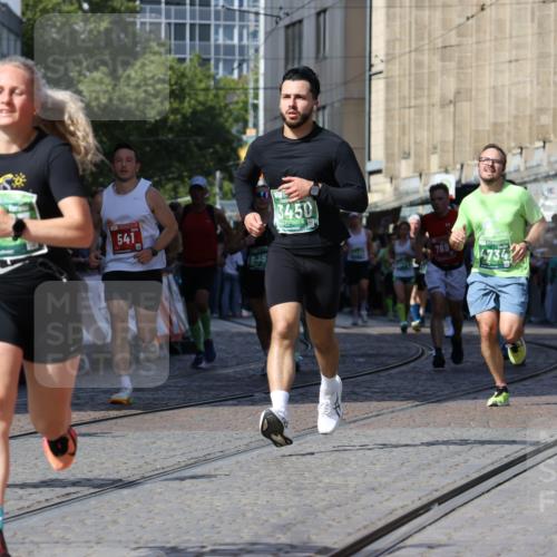 13.09.2026 - 21. swb-Marathon Bremen Strokosch-Dieckow http://msf.ph/oto/10300579 13.09.2026 13:21:02 Ziel 541, 769, 876, 1528, 1881, 2640, 3356, 3813, 3866, 4174, 4357, 4482, 4612, 5161, 5213, 5855, 5954, 6177, 6495, 7411, 7517, 8005, 8141, 8804, 9162, 9691, 9949, 13126, 226, 1191, 2979, 3450, 4362, 4734, 6357, 6970, 8323, 8408, 8791, 9267, 9268 meine-sportfotos.de