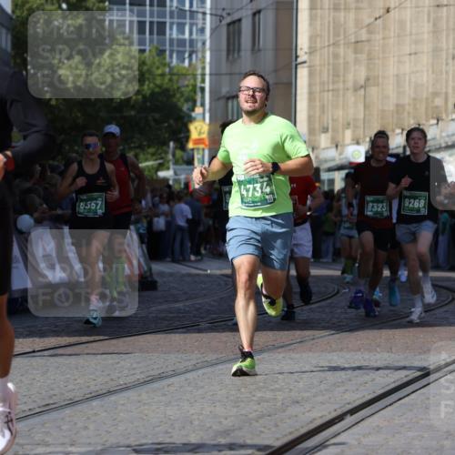 13.09.2026 - 21. swb-Marathon Bremen Strokosch-Dieckow http://msf.ph/oto/10300607 13.09.2026 13:21:04 Ziel 541, 769, 876, 1056, 1528, 1881, 2640, 3356, 3866, 4174, 4357, 4482, 4612, 5161, 5213, 5855, 5954, 6177, 6680, 7411, 7517, 8005, 8141, 8804, 9162, 9691, 9949, 13126, 226, 2979, 3450, 3534, 4362, 4445, 4734, 6357, 8323, 8408, 8791, 9267, 9268, 9900 meine-sportfotos.de
