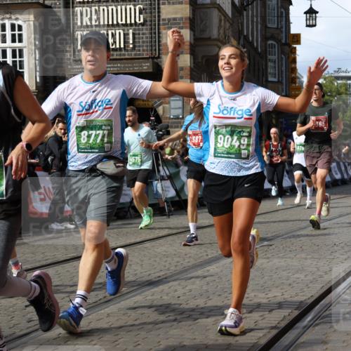 13.09.2026 - 21. swb-Marathon Bremen Strokosch-Dieckow http://msf.ph/oto/10300651 13.09.2026 13:29:49 Ziel 132, 1083, 1243, 1365, 1387, 1581, 2076, 2301, 2742, 2957, 3030, 3258, 3721, 3846, 4541, 4576, 5244, 5599, 6103, 6384, 6499, 6690, 6930, 7013, 7384, 7426, 7631, 7649, 8007, 8009, 8066, 8099, 8277, 8338, 8594, 8675, 8831, 9889, 13031, 109, 454, 1173, 1205, 1308, 1611, 1653, 1759, 1780, 1848, 2126, 3190, 3667, 3908, 4524, 4575, 5039, 5198, 5348, 5631, 6720, 7093, 8110, 8267, 8470, 8899, 9104, 9125 meine-sportfotos.de
