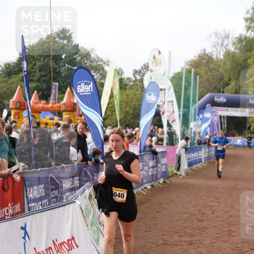 13.09.2026 - Airport Race Dennis Weichert http://msf.ph/oto/10300793 13.09.2026 10:38:57 Ziel 5040 meine-sportfotos.de