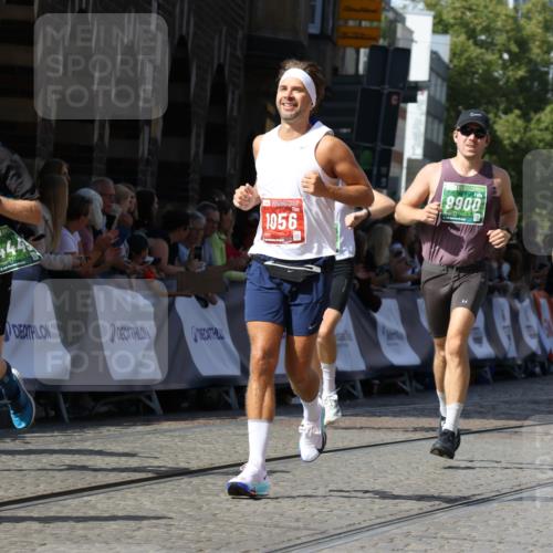 13.09.2026 - 21. swb-Marathon Bremen Strokosch-Dieckow http://msf.ph/oto/10300824 13.09.2026 13:21:16 Ziel 854, 1056, 1191, 1881, 2425, 2640, 3356, 3450, 3866, 3933, 4126, 4316, 4362, 4465, 4612, 5161, 5213, 5954, 6401, 6680, 6970, 7517, 7902, 8005, 8237, 8622, 8971, 13120, 2904, 3120, 3202, 3534, 3655, 4165, 4234, 4445, 4484, 4519, 6862, 8184, 8270, 8730, 8923, 9514, 9722, 9900 meine-sportfotos.de