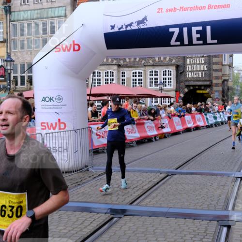 13.09.2026 - 21. swb-Marathon Bremen Tim E. http://msf.ph/oto/10300843 13.09.2026 10:42:39 Ziel 10358, 10632, 10775, 11375, 11630, 11895, 12395, 12525 meine-sportfotos.de