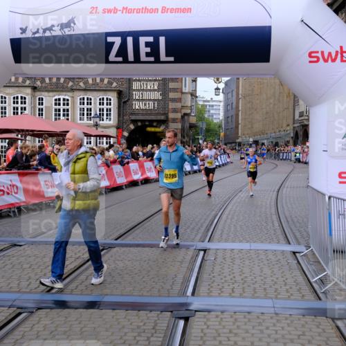 13.09.2026 - 21. swb-Marathon Bremen Tim E. http://msf.ph/oto/10300879 13.09.2026 10:42:41 Ziel 10358, 10632, 10775, 11375, 11630, 11895, 12395, 12525 meine-sportfotos.de