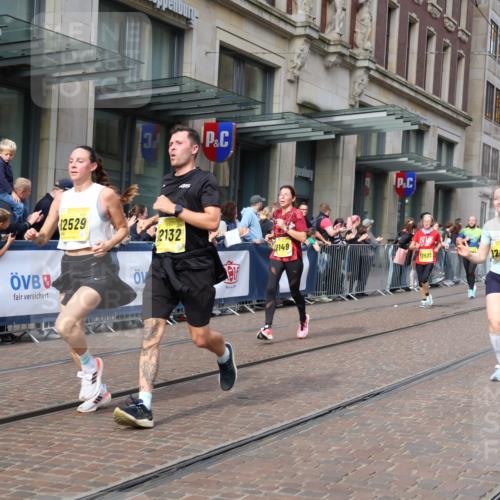 13.09.2026 - 21. swb-Marathon Bremen Strokosch-Dieckow http://msf.ph/oto/10300905 13.09.2026 10:49:05 Ziel 10294, 10514, 10655, 10739, 10835, 10846, 10910, 11092, 11191, 11316, 11567, 11621, 11635, 11896, 11984, 12149, 12376, 13577, 10253, 10293, 10392, 10566, 11316, 11885, 11891, 12027, 12132, 12149, 12204, 12350, 12450, 12529, 13512, 13555 meine-sportfotos.de