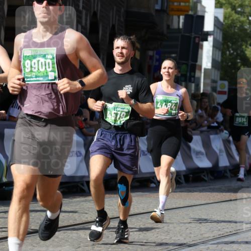 13.09.2026 - 21. swb-Marathon Bremen Strokosch-Dieckow http://msf.ph/oto/10300915 13.09.2026 13:21:19 Ziel 854, 1056, 1191, 1881, 2425, 2640, 3356, 3450, 3933, 4126, 4316, 4362, 4465, 4612, 4734, 5161, 6401, 6680, 6970, 7902, 8237, 8622, 8971, 13120, 1130, 2904, 3120, 3202, 3435, 3655, 4165, 4234, 4484, 4519, 6862, 8184, 8270, 8384, 8730, 8923, 9048, 9514, 9722 meine-sportfotos.de