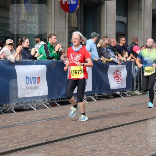 13.09.2026 - 21. swb-Marathon Bremen Strokosch-Dieckow http://msf.ph/oto/10300972 13.09.2026 10:49:07 Ziel 10294, 10514, 10655, 10739, 10835, 10846, 10910, 11092, 11191, 11567, 11621, 11635, 11896, 11984, 12376, 13577, 10253, 10293, 10392, 10566, 11316, 11567, 11885, 11891, 11896, 12027, 12132, 12149, 12204, 12350, 12450, 12529, 13512, 13555, 13577 meine-sportfotos.de