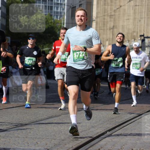 13.09.2026 - 21. swb-Marathon Bremen Strokosch-Dieckow http://msf.ph/oto/10301049 13.09.2026 13:21:25 Ziel 226, 854, 1191, 2425, 2979, 3450, 3933, 4126, 4316, 4362, 4465, 4734, 6357, 6401, 6970, 7902, 8237, 8323, 8408, 8622, 8791, 8971, 9267, 9268, 13120, 1130, 1254, 2088, 2570, 2904, 3120, 3435, 3655, 3930, 4165, 5542, 7176, 8184, 8270, 8384, 8730, 8923, 9048, 9059, 9722, 13145 meine-sportfotos.de