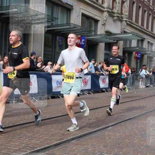 13.09.2026 - 21. swb-Marathon Bremen Strokosch-Dieckow http://msf.ph/oto/10301062 13.09.2026 10:49:10 Ziel 10294, 10739, 10835, 10846, 10910, 11092, 11191, 11621, 11635, 11717, 12376, 10253, 10293, 10392, 10514, 10566, 10655, 11316, 11567, 11891, 11896, 11984, 12027, 12132, 12149, 12204, 12350, 12450, 12529, 13512, 13555, 13577 meine-sportfotos.de