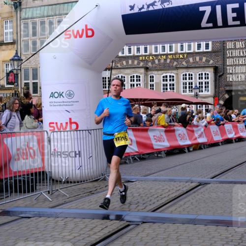 13.09.2026 - 21. swb-Marathon Bremen Tim E. http://msf.ph/oto/10301300 13.09.2026 10:43:22 Ziel 10336, 10988, 11042, 11143, 11265, 11442, 11632, 12053, 12469, 13523, 13580 meine-sportfotos.de