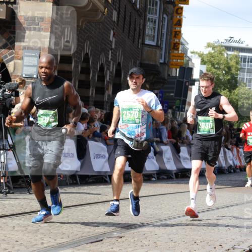 13.09.2026 - 21. swb-Marathon Bremen Strokosch-Dieckow http://msf.ph/oto/10301314 13.09.2026 13:21:36 Ziel 226, 2979, 3202, 3450, 3534, 4234, 4362, 4445, 4484, 4519, 4734, 6357, 6862, 8323, 8408, 8791, 9267, 9268, 9514, 9900, 572, 1254, 2088, 2397, 3290, 3695, 3930, 3934, 4735, 6865, 6976, 7098, 7176, 8947, 9059, 9421, 10120 meine-sportfotos.de