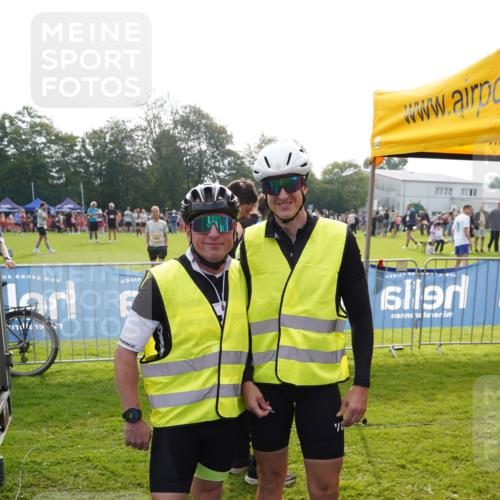 13.09.2026 - Airport Race Dennis Weichert http://msf.ph/oto/10301353 13.09.2026 10:40:15 Ziel 5123, 5124, 5249 meine-sportfotos.de