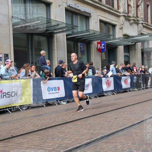 13.09.2026 - 21. swb-Marathon Bremen Strokosch-Dieckow http://msf.ph/oto/10301404 13.09.2026 10:49:35 Ziel 10452, 10508, 10593, 10709, 10966, 11005, 11007, 11035, 11183, 11415, 12380, 12510, 10294, 10739, 10835, 10846, 10910, 11092, 11191, 11621, 11635, 11717, 12376 meine-sportfotos.de
