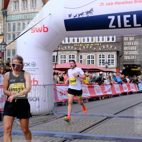 13.09.2026 - 21. swb-Marathon Bremen Tim E. http://msf.ph/oto/10301435 13.09.2026 10:43:29 Ziel 10336, 10456, 11042, 11143, 11265, 11442, 11632, 12053, 12469, 13523 meine-sportfotos.de