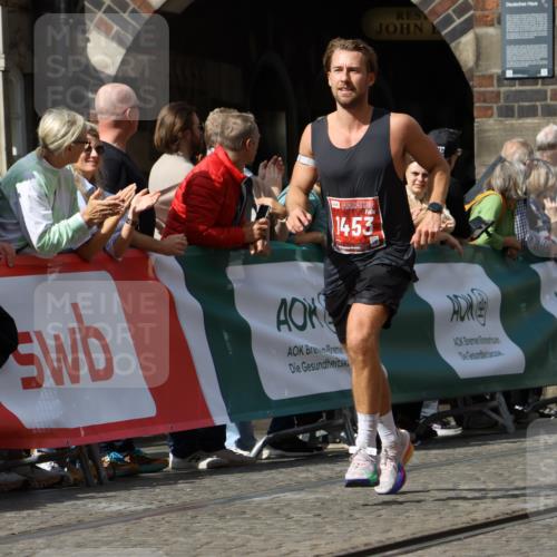 13.09.2026 - 21. swb-Marathon Bremen Strokosch-Dieckow http://msf.ph/oto/10301443 13.09.2026 12:51:34 Ziel 858, 1453, 3617, 13033, 482, 943, 1126 meine-sportfotos.de