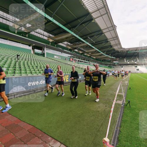 13.09.2026 - 21. swb-Marathon Bremen Michael Burmester http://msf.ph/oto/10301480 13.09.2026 10:45:44 Laufen im Stadion 10137, 10176, 10191, 10192, 10194, 10202, 10242, 10344, 10430, 10472, 10524, 10568, 10600, 10651, 10679, 10713, 10979, 11050, 11081, 11181, 11200, 11244, 11296, 11309, 11367, 11385, 11495, 11529, 11530, 11546, 11574, 11629, 11675, 11709, 11760, 11808, 11821, 11932, 11943, 12057, 12089, 12151, 12153, 12177, 12178, 12211, 12224, 12226, 12285, 12311, 12316, 12317, 12321, 12334, 12374, 12422, 12462, 12539, 10002, 10148, 10303, 10330, 10361, 10362 meine-sportfotos.de
