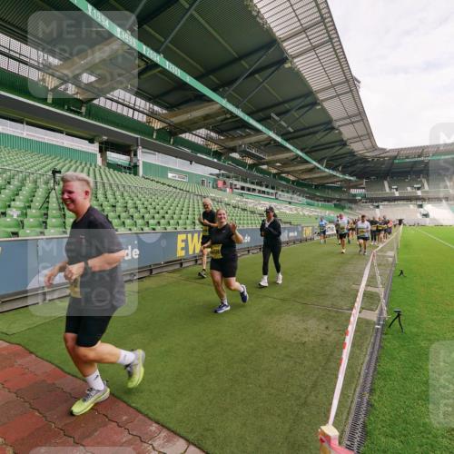 13.09.2026 - 21. swb-Marathon Bremen Michael Burmester http://msf.ph/oto/10301491 13.09.2026 10:45:46 Laufen im Stadion 10137, 10176, 10191, 10192, 10194, 10202, 10242, 10344, 10430, 10472, 10524, 10568, 10600, 10651, 10679, 10713, 10979, 11050, 11081, 11181, 11200, 11244, 11296, 11309, 11367, 11385, 11457, 11495, 11529, 11530, 11546, 11574, 11629, 11675, 11709, 11760, 11808, 11821, 11932, 11943, 12057, 12089, 12151, 12153, 12177, 12178, 12211, 12224, 12226, 12285, 12311, 12316, 12317, 12321, 12334, 12374, 12422, 12462, 12539, 10002, 10148, 10303, 10330, 10361, 10362 meine-sportfotos.de