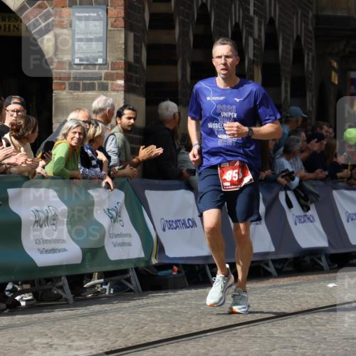 13.09.2026 - 21. swb-Marathon Bremen Strokosch-Dieckow http://msf.ph/oto/10301496 13.09.2026 12:51:39 Ziel 858, 1453, 3617, 13033, 482, 943, 1126 meine-sportfotos.de