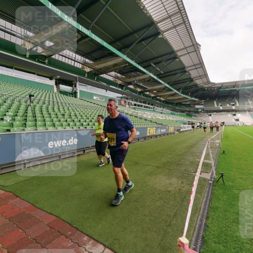 13.09.2026 - 21. swb-Marathon Bremen Michael Burmester http://msf.ph/oto/10301558 13.09.2026 10:46:10 Laufen im Stadion 10137, 10161, 10194, 10202, 10242, 10344, 10430, 10472, 10524, 10535, 10568, 10600, 10651, 10679, 10713, 10895, 10970, 10979, 11050, 11081, 11181, 11200, 11244, 11296, 11309, 11367, 11457, 11495, 11529, 11530, 11546, 11573, 11574, 11579, 11675, 11709, 11760, 11808, 11821, 11932, 12057, 12089, 12151, 12153, 12177, 12178, 12211, 12224, 12226, 12285, 12316, 12317, 12321, 12374, 12422, 12462, 12539, 10002, 10004, 10005, 10148, 10271, 10303, 10330, 10361, 10362 meine-sportfotos.de