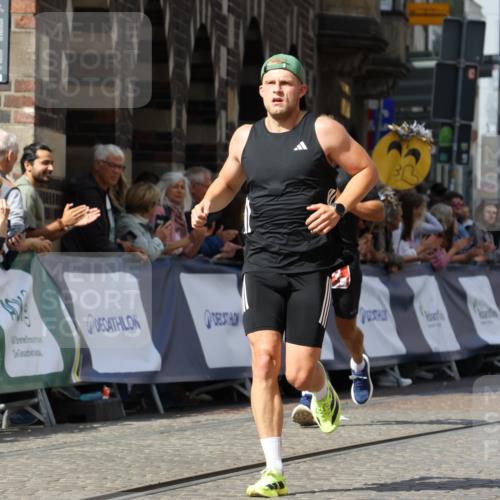 13.09.2026 - 21. swb-Marathon Bremen Strokosch-Dieckow http://msf.ph/oto/10301579 13.09.2026 12:52:11 Ziel 482, 943, 1126, 959, 1357, 1507 meine-sportfotos.de
