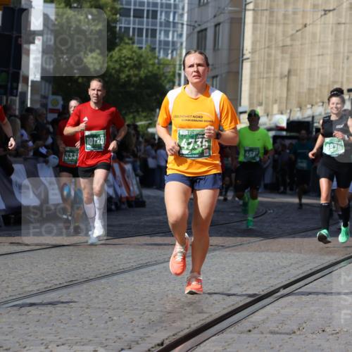13.09.2026 - 21. swb-Marathon Bremen Strokosch-Dieckow http://msf.ph/oto/10301587 13.09.2026 13:21:45 Ziel 226, 1130, 2904, 2979, 3120, 3202, 3435, 3534, 3655, 4165, 4234, 4445, 4484, 4519, 6862, 8184, 8270, 8384, 8730, 8923, 9048, 9514, 9722, 9900, 141, 1209, 2051, 3338, 3774, 3934, 4581, 4735, 5193, 6976, 7098, 8438, 8947, 9421, 9599, 10120 meine-sportfotos.de