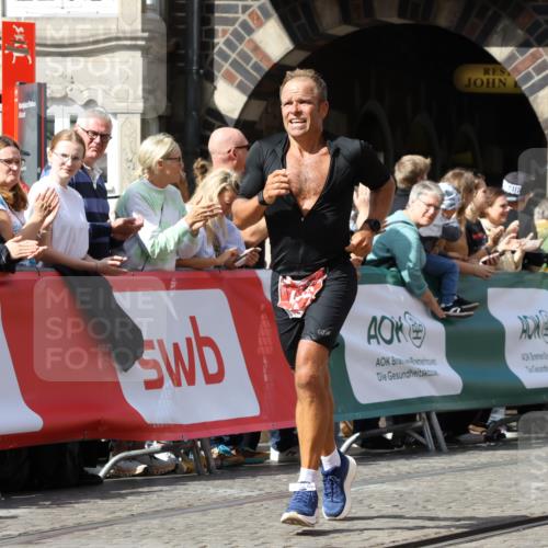 13.09.2026 - 21. swb-Marathon Bremen Strokosch-Dieckow http://msf.ph/oto/10301601 13.09.2026 12:52:14 Ziel 482, 943, 1126, 959, 1357, 1507 meine-sportfotos.de