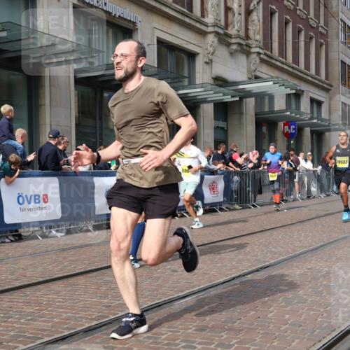 13.09.2026 - 21. swb-Marathon Bremen Strokosch-Dieckow http://msf.ph/oto/10301649 13.09.2026 10:49:53 Ziel 10170, 10452, 10876, 10923, 11111, 11128, 11178, 11415, 11497, 11499, 12045, 12240, 12269, 12510, 13562, 10508, 10593, 10709, 10966, 11005, 11007, 11035, 11183, 11717, 12380 meine-sportfotos.de