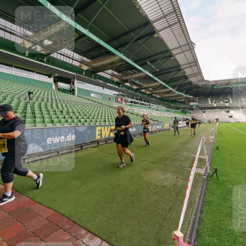 13.09.2026 - 21. swb-Marathon Bremen Michael Burmester http://msf.ph/oto/10301738 13.09.2026 10:47:39 Laufen im Stadion 10161, 10264, 10292, 10349, 10440, 10535, 10732, 10789, 10895, 10925, 10933, 10970, 11104, 11262, 11296, 11423, 11443, 11457, 11529, 11530, 11546, 11573, 11579, 11639, 11663, 11675, 11698, 12083, 12157, 12211, 12316, 12317, 12340, 12422, 12444, 12471, 12472, 12561, 10002, 10004, 10005, 10176, 10191, 10192, 10271, 10295, 10325, 10335, 10459, 10513, 10605, 10629, 10679, 10713, 10756, 10779, 10882, 10997, 10999, 11081, 11233, 11307 meine-sportfotos.de