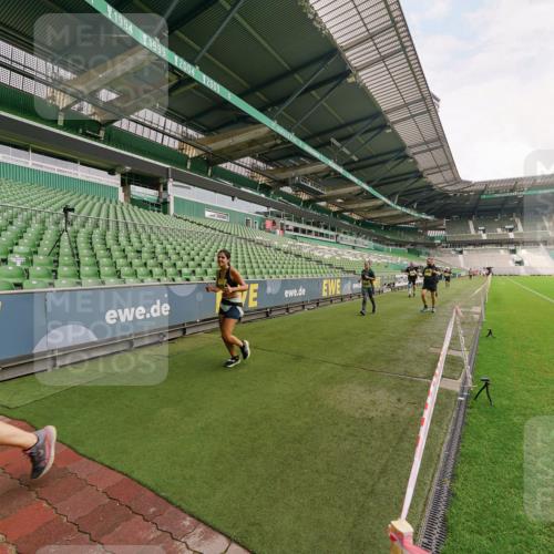 13.09.2026 - 21. swb-Marathon Bremen Michael Burmester http://msf.ph/oto/10301743 13.09.2026 10:47:41 Laufen im Stadion 10161, 10264, 10292, 10349, 10407, 10440, 10535, 10732, 10789, 10895, 10925, 10933, 10970, 11104, 11262, 11296, 11423, 11443, 11457, 11529, 11530, 11546, 11573, 11579, 11639, 11663, 11675, 11698, 12083, 12157, 12211, 12316, 12317, 12340, 12422, 12444, 12471, 12472, 12542, 12561, 10002, 10004, 10005, 10176, 10191, 10192, 10271, 10295, 10325, 10335, 10459, 10513, 10605, 10629, 10679, 10713, 10756, 10779, 10882, 10979, 10997, 10999, 11081, 11233, 11307 meine-sportfotos.de