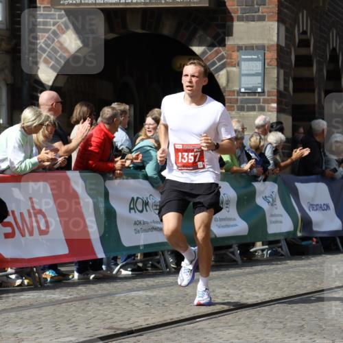 13.09.2026 - 21. swb-Marathon Bremen Strokosch-Dieckow http://msf.ph/oto/10301771 13.09.2026 12:52:41 Ziel 525, 959, 1357, 1507, 417, 553, 2100, 7244, 8729 meine-sportfotos.de