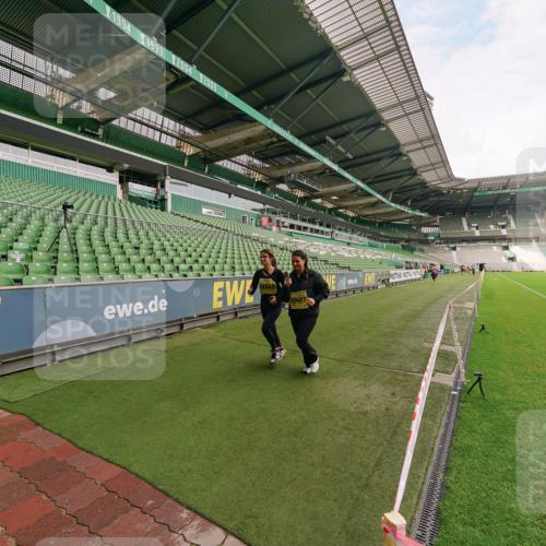 13.09.2026 - 21. swb-Marathon Bremen Michael Burmester http://msf.ph/oto/10301802 13.09.2026 10:48:35 Laufen im Stadion 10264, 10292, 10407, 10413, 10440, 10732, 10754, 10789, 10925, 11104, 11254, 11262, 11423, 11443, 11541, 11663, 11698, 11851, 11942, 11980, 12083, 12157, 12340, 12444, 12471, 12472, 12542, 12561, 10137, 10176, 10191, 10192, 10194, 10202, 10242, 10295, 10344, 10430, 10472, 10524, 10568, 10600, 10629, 10651, 10679, 10713, 10779, 10979, 10999, 11081, 11181, 11200, 11233, 11307, 11309, 11367, 11709, 11821, 12089, 12153, 12177, 12178 meine-sportfotos.de
