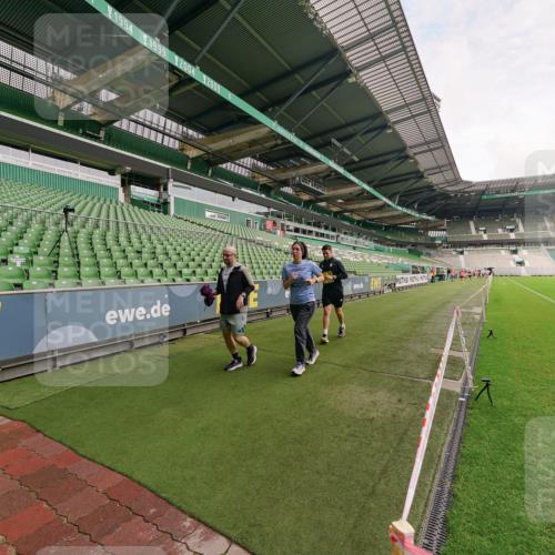 13.09.2026 - 21. swb-Marathon Bremen Michael Burmester http://msf.ph/oto/10301824 13.09.2026 10:49:12 Laufen im Stadion 10264, 10292, 10407, 10413, 10440, 10710, 10732, 10754, 10789, 10925, 11104, 11254, 11262, 11423, 11443, 11541, 11698, 11712, 11851, 11942, 11980, 12083, 12440, 12444, 12471, 12472, 12542, 12561, 10137, 10161, 10194, 10202, 10242, 10344, 10430, 10472, 10524, 10535, 10568, 10600, 10651, 10679, 10713, 10895, 10979, 11050, 11081, 11181, 11200, 11244, 11296, 11309, 11367, 11457, 11529, 11530, 11546, 11574, 11675, 11709, 11760, 11821, 12089, 12153, 12177, 12178 meine-sportfotos.de