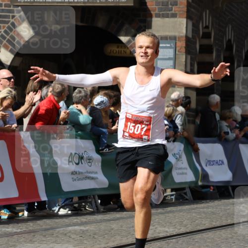 13.09.2026 - 21. swb-Marathon Bremen Strokosch-Dieckow http://msf.ph/oto/10301987 13.09.2026 12:52:48 Ziel 525, 959, 1507, 7768, 417, 2100, 8077, 9522 meine-sportfotos.de