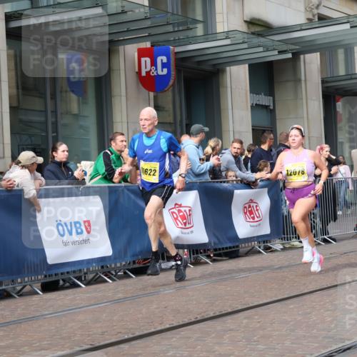 13.09.2026 - 21. swb-Marathon Bremen Strokosch-Dieckow http://msf.ph/oto/10302229 13.09.2026 10:50:23 Ziel 10267, 10525, 10764, 10840, 11076, 11170, 11220, 11276, 11664, 11742, 11753, 11774, 11961, 12052, 12070, 12078, 12179, 12309, 12447, 12488, 12560, 13544, 10170, 10233, 10525, 10840, 10876, 10923, 11111, 11128, 11178, 11497, 11499, 11622, 11680, 12045, 12078, 12240, 12269, 12447, 13562 meine-sportfotos.de