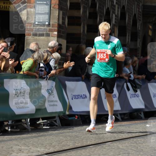 13.09.2026 - 21. swb-Marathon Bremen Strokosch-Dieckow http://msf.ph/oto/10302284 13.09.2026 12:53:09 Ziel 417, 553, 2100, 7244, 8077, 8729, 9522, 2585, 2670, 8081 meine-sportfotos.de