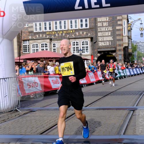 13.09.2026 - 21. swb-Marathon Bremen Tim E. http://msf.ph/oto/10302396 13.09.2026 10:45:00 Ziel 10266, 10454, 10806, 10861, 11615, 11692, 11704, 12302, 12425, 12473 meine-sportfotos.de