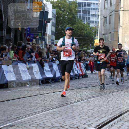 13.09.2026 - 21. swb-Marathon Bremen Strokosch-Dieckow http://msf.ph/oto/10302497 13.09.2026 13:22:20 Ziel 141, 148, 1209, 1645, 2051, 3021, 3338, 3652, 3774, 4581, 5193, 6976, 7098, 8438, 8452, 8924, 8947, 9599, 9839, 10120, 1933, 2481, 3855, 4697, 6891, 7586, 8547, 8694 meine-sportfotos.de