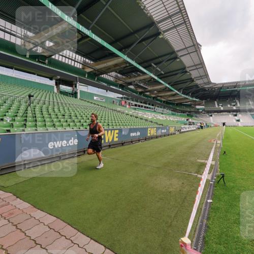 13.09.2026 - 21. swb-Marathon Bremen Michael Burmester http://msf.ph/oto/10302535 13.09.2026 12:30:04 Laufen im Stadion 314, 520, 547, 719, 858, 934, 959, 1168, 1214, 1428, 1453, 5212, 6485, 103, 206, 238, 322, 447, 841, 875, 968, 1187, 1840, 2032, 2044, 2143 meine-sportfotos.de