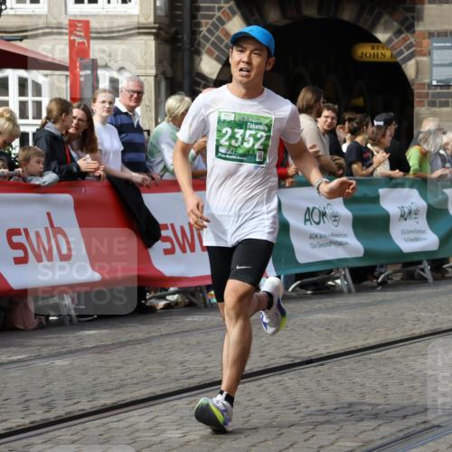 13.09.2026 - 21. swb-Marathon Bremen Strokosch-Dieckow http://msf.ph/oto/10302619 13.09.2026 12:53:31 Ziel 2585, 2670, 7650, 8081, 272, 1089, 1168, 1606, 3606 meine-sportfotos.de
