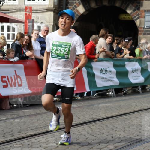 13.09.2026 - 21. swb-Marathon Bremen Strokosch-Dieckow http://msf.ph/oto/10302639 13.09.2026 12:53:31 Ziel 2585, 2670, 7650, 8081, 272, 1089, 1168, 1606, 3606 meine-sportfotos.de