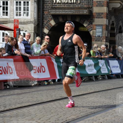 13.09.2026 - 21. swb-Marathon Bremen Strokosch-Dieckow http://msf.ph/oto/10302650 13.09.2026 12:53:34 Ziel 2585, 2670, 7650, 8081, 272, 1089, 1168, 1606, 13212 meine-sportfotos.de