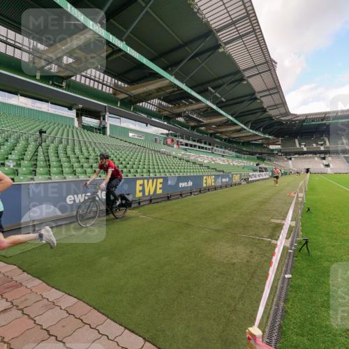 13.09.2026 - 21. swb-Marathon Bremen Michael Burmester http://msf.ph/oto/10302757 13.09.2026 12:37:41 Laufen im Stadion 346, 365, 466, 658, 895, 1090, 1118, 1288, 1385, 1485, 1583, 1604, 1754, 2073, 2141, 2352, 2585, 2670, 3080, 3606, 3617, 6112, 7244, 7650, 7768, 8077, 8081, 8729, 9399, 9522, 9617, 250, 272, 299, 525, 919, 1089, 1212, 2072, 5428, 7741 meine-sportfotos.de
