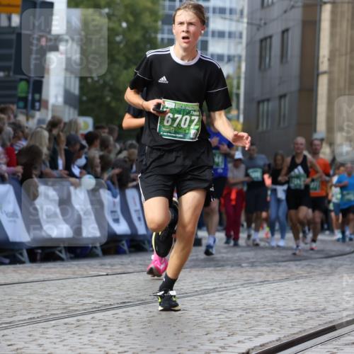 13.09.2026 - 21. swb-Marathon Bremen Strokosch-Dieckow http://msf.ph/oto/10302795 13.09.2026 13:22:43 Ziel 1601, 1933, 2481, 2499, 3855, 4204, 4211, 4697, 6621, 6891, 8447, 8574, 9668, 913, 1963, 2040, 3145, 3560, 6707, 6737, 6792, 8377, 8646 meine-sportfotos.de