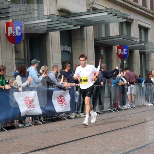 13.09.2026 - 21. swb-Marathon Bremen Strokosch-Dieckow http://msf.ph/oto/10302814 13.09.2026 10:50:55 Ziel 10381, 10471, 10515, 10808, 10825, 10887, 10984, 11339, 11503, 11537, 11625, 11626, 11801, 11973, 12051, 12133, 12303, 12407, 12548, 12552, 10200, 10267, 10537, 10764, 11076, 11087, 11170, 11220, 11753, 11774, 11961, 12004, 12052, 12070, 12179, 12309, 12351, 12407, 12488, 12560, 13544 meine-sportfotos.de
