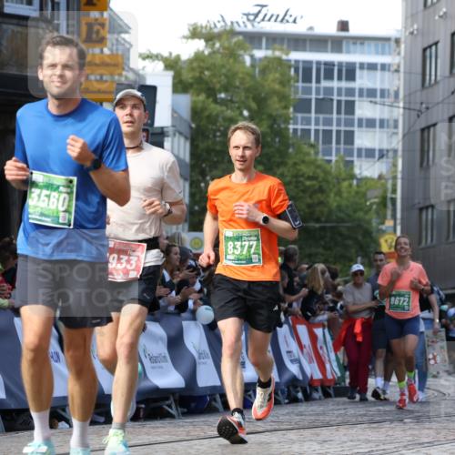 13.09.2026 - 21. swb-Marathon Bremen Strokosch-Dieckow http://msf.ph/oto/10302842 13.09.2026 13:22:52 Ziel 388, 1933, 2402, 2481, 2771, 3855, 4483, 4697, 6891, 7586, 8547, 8694, 9090, 9510, 1809, 1935, 1963, 2367, 2914, 3098, 3233, 3560, 5114, 7909, 8377, 8646, 8671, 8672, 8819, 8820, 9921 meine-sportfotos.de