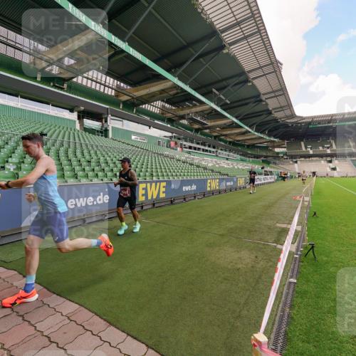 13.09.2026 - 21. swb-Marathon Bremen Michael Burmester http://msf.ph/oto/10302859 13.09.2026 12:40:09 Laufen im Stadion 126, 371, 453, 603, 640, 671, 735, 744, 807, 862, 901, 912, 1136, 1248, 1379, 1381, 1472, 1508, 1540, 1571, 1576, 1587, 1717, 1751, 1758, 1795, 1800, 1852, 1860, 1901, 1930, 1950, 2049, 2099, 3744, 4381, 4936, 5163, 5912, 6201, 6630, 7118, 7671, 8467, 9329, 9630, 10034, 13080, 13224, 365, 466, 658, 850, 1288, 1385, 1485, 1550, 1583, 1754, 1993, 2073, 2585, 3617, 4232, 7244, 7692, 7768, 8075, 8729, 13033 meine-sportfotos.de