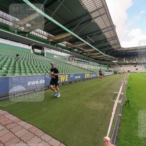 13.09.2026 - 21. swb-Marathon Bremen Michael Burmester http://msf.ph/oto/10302871 13.09.2026 12:40:23 Laufen im Stadion 126, 371, 453, 603, 640, 650, 671, 735, 744, 807, 862, 912, 957, 1136, 1336, 1379, 1381, 1508, 1540, 1571, 1576, 1614, 1717, 1751, 1758, 1795, 1800, 1852, 1860, 1901, 1930, 1950, 2049, 2099, 3744, 4381, 4936, 5912, 6201, 6630, 7118, 7671, 8065, 8467, 9329, 9630, 10034, 13080, 13224, 365, 466, 658, 850, 1090, 1288, 1385, 1485, 1583, 1754, 1993, 2073, 2585, 3617, 7244, 7768, 8075, 8729, 13033 meine-sportfotos.de