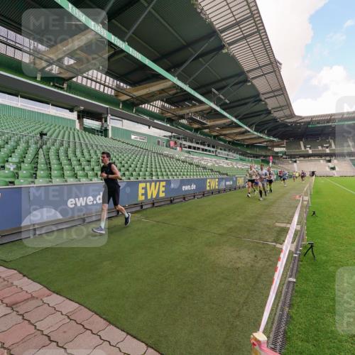 13.09.2026 - 21. swb-Marathon Bremen Michael Burmester http://msf.ph/oto/10302883 13.09.2026 12:40:32 Laufen im Stadion 126, 371, 453, 603, 640, 650, 671, 735, 744, 807, 862, 912, 957, 1136, 1336, 1379, 1381, 1508, 1540, 1571, 1614, 1758, 1795, 1797, 1800, 1852, 1860, 1901, 1930, 1950, 2049, 2099, 2986, 3744, 4381, 4936, 6201, 6630, 7118, 7671, 8065, 8467, 9065, 9329, 9630, 10034, 13080, 13224, 365, 466, 658, 850, 1090, 1288, 1385, 1485, 1583, 1754, 1993, 2073, 2585, 3617, 7244, 7768, 8075, 8729, 13033 meine-sportfotos.de