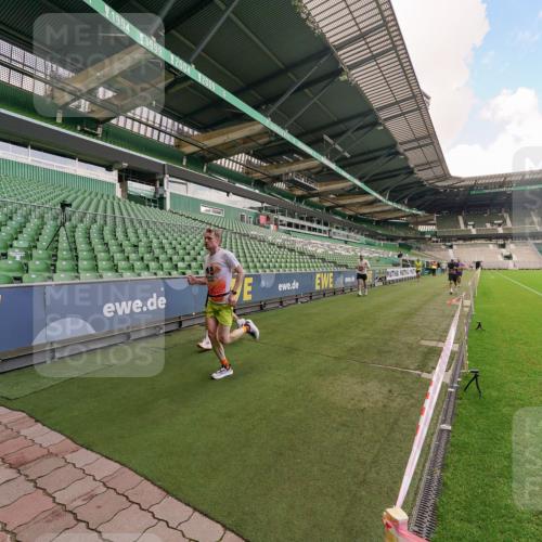 13.09.2026 - 21. swb-Marathon Bremen Michael Burmester http://msf.ph/oto/10302915 13.09.2026 12:40:53 Laufen im Stadion 126, 371, 453, 603, 640, 650, 671, 735, 744, 862, 912, 957, 1136, 1336, 1379, 1381, 1411, 1508, 1540, 1571, 1614, 1797, 1822, 1852, 1860, 1901, 1930, 1950, 2099, 2986, 3624, 3744, 4381, 4399, 4795, 4936, 6198, 6201, 6264, 6630, 7118, 7671, 8065, 9065, 9329, 9630, 10034, 13080, 13224, 346, 365, 466, 658, 895, 1090, 1118, 1288, 1385, 1485, 1583, 1604, 1754, 2073, 2141, 2585, 2670, 3617, 7244, 7650, 7768, 8729 meine-sportfotos.de