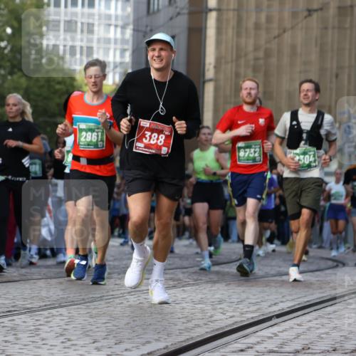 13.09.2026 - 21. swb-Marathon Bremen Strokosch-Dieckow http://msf.ph/oto/10302937 13.09.2026 13:23:03 Ziel 388, 913, 2040, 2402, 2481, 2771, 2806, 3145, 4483, 6707, 6737, 6792, 6891, 7586, 8547, 8551, 8694, 9090, 9510, 1809, 1900, 2306, 2367, 2427, 2827, 2899, 2961, 3374, 3729, 3920, 5114, 8045, 8231, 8304, 8732, 8787, 9827, 10127 meine-sportfotos.de