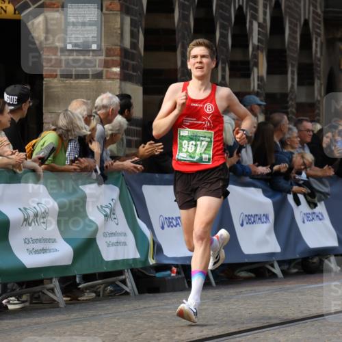 13.09.2026 - 21. swb-Marathon Bremen Strokosch-Dieckow http://msf.ph/oto/10302978 13.09.2026 12:54:07 Ziel 272, 1089, 1168, 1606, 5160, 13212, 1256, 1629, 9399, 9617 meine-sportfotos.de
